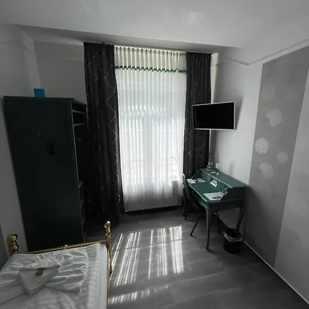 Hennesburg Penzion 3*