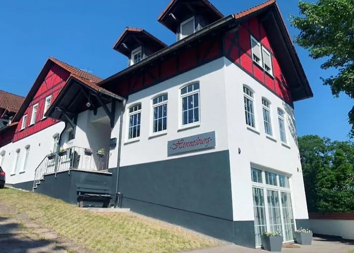 Hennesburg Pensjonat 3*