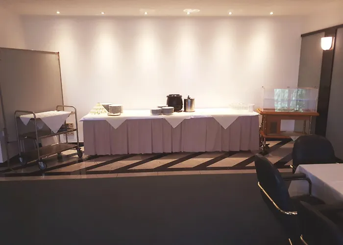 Hennesburg Gasthuis 3*